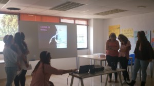 Nuestras alumnas preparadas para la charla