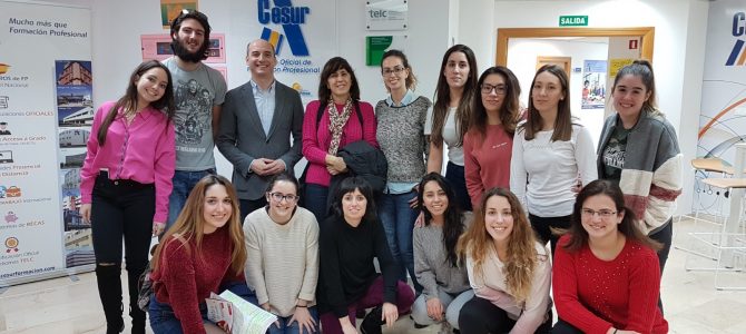 Charla Informativa Universidad en CESUR Murcia